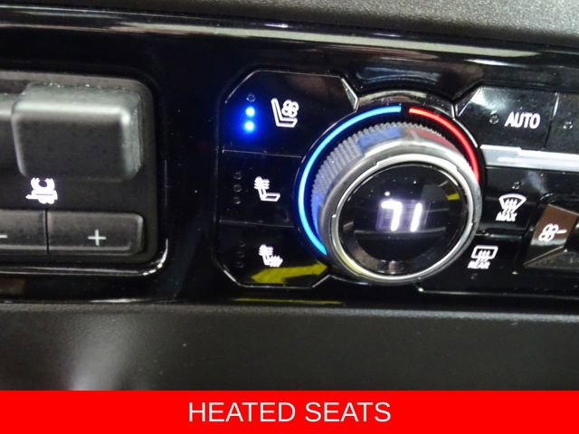 Used 2024 Chevrolet Silverado 3500 High Country w/ High Country Premium Package AWD/4WD image 15