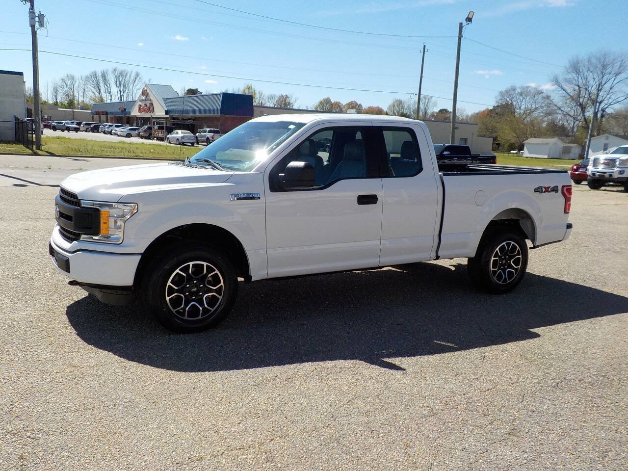 Used 2018 Ford F150 XL w/ Equipment Group 101A Mid AWD/4WD image 1