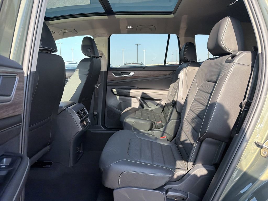 New 2026 Volkswagen Atlas SEL image 13