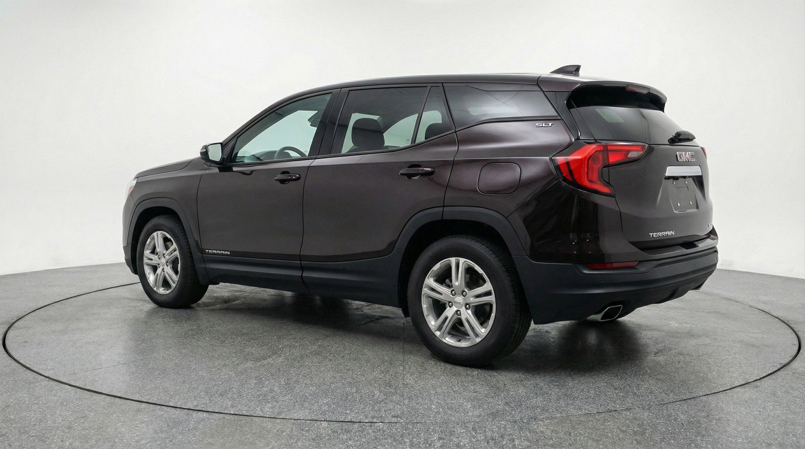 Used 2024 GMC Terrain SLE image 6