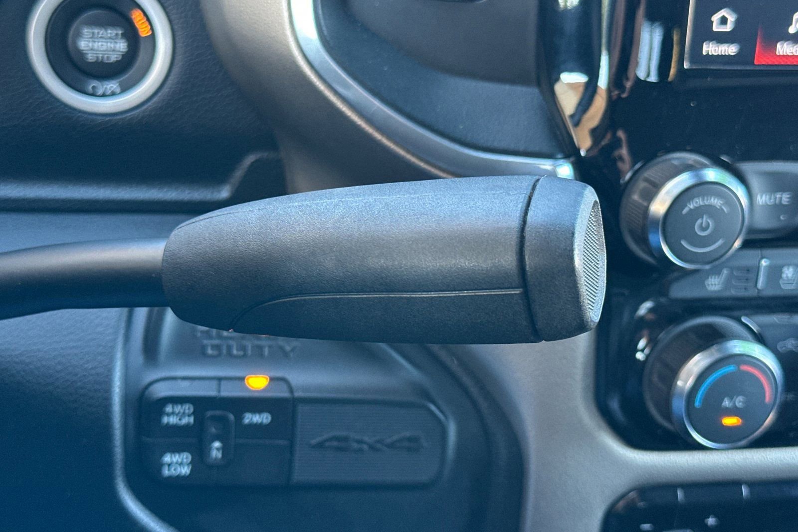 Used 2024 RAM 2500 Laramie w/ Safety Group image 22