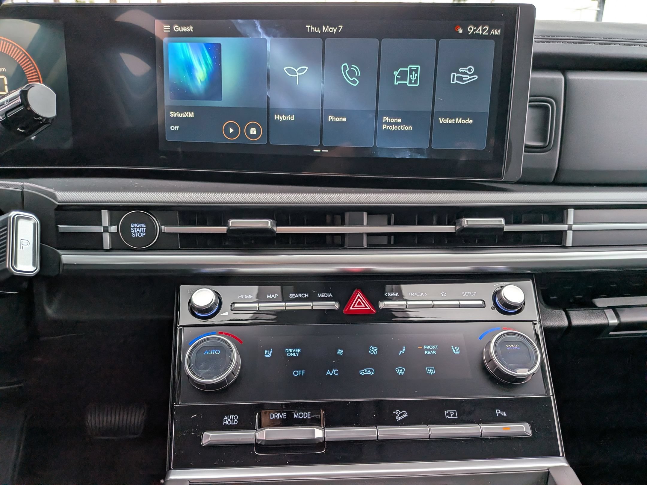 New 2026 Hyundai Santa Fe SEL FWD image 10