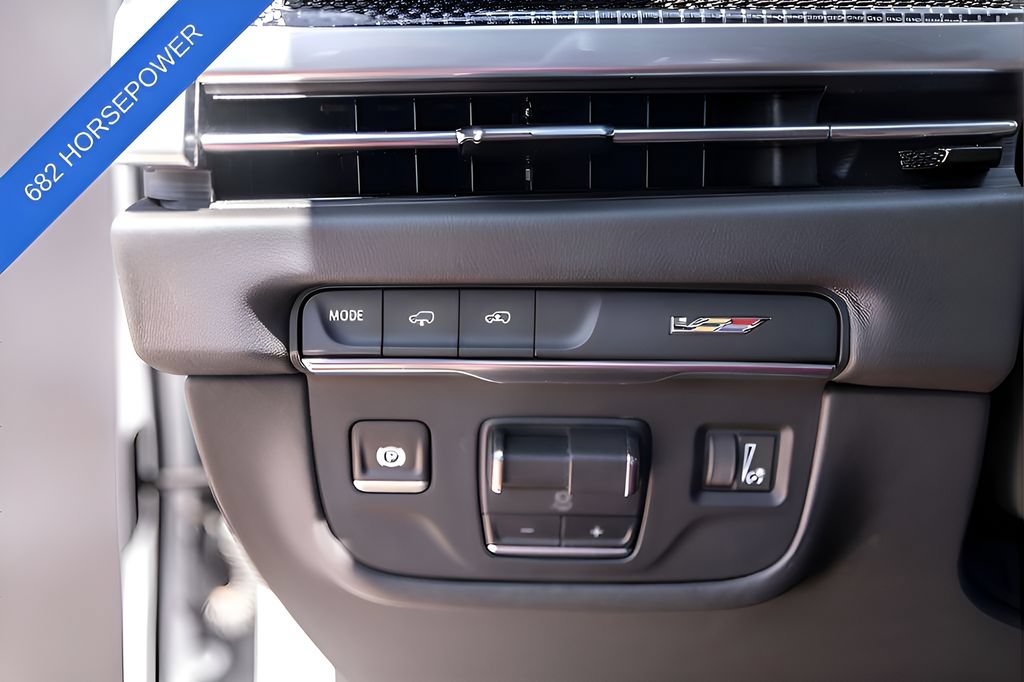Used 2025 Cadillac Escalade V AWD/4WD image 15