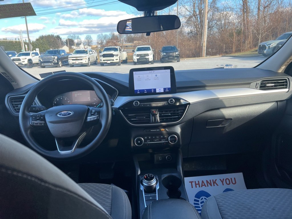 Used 2020 Ford Escape SE image 17