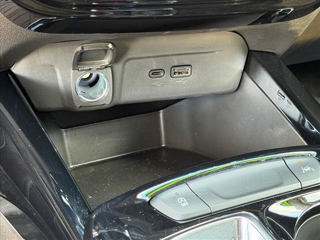 Certified 2026 Chevrolet Trax ACTIV w/ Driver Confidence Package FWD image 19
