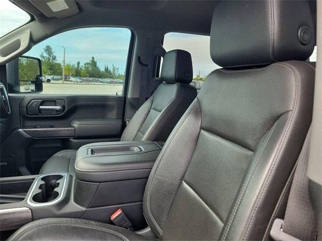 Certified 2020 Chevrolet Silverado 2500 LTZ w/ LTZ Plus Package image 15