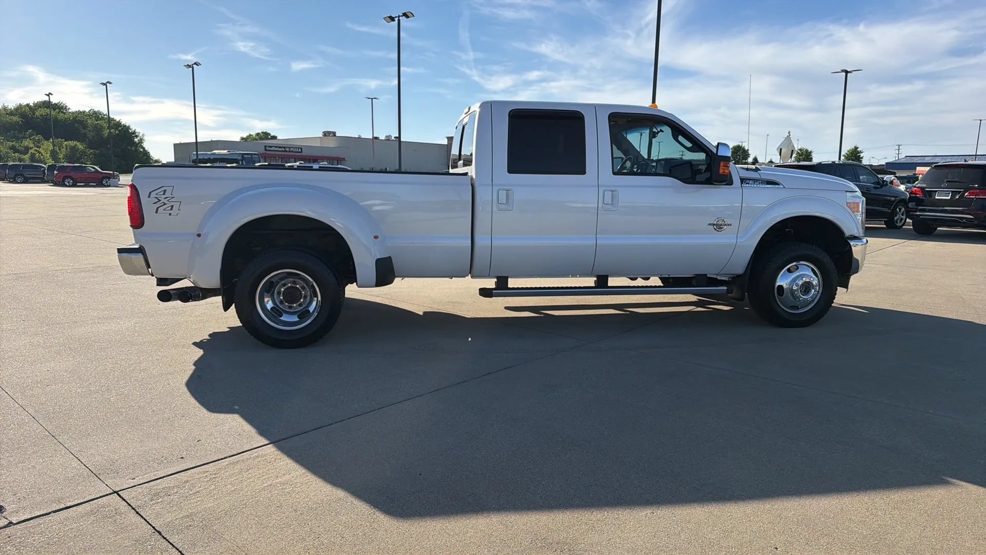 Used 2016 Ford F350 Lariat w/ Lariat Ultimate Package AWD/4WD image 28