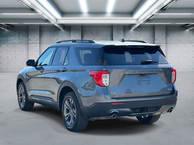 Used 2023 Ford Explorer XLT w/ Equipment Group 202A AWD/4WD image 5