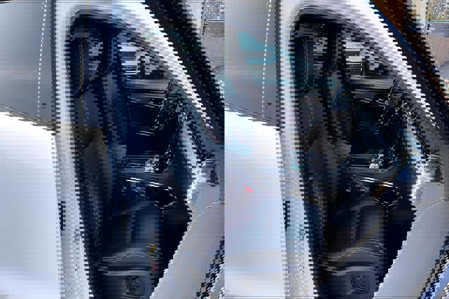 Used 2024 Jaguar F-PACE R-Dynamic S image 7