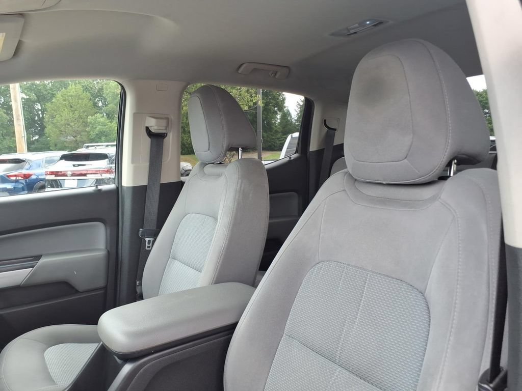 Used 2015 Chevrolet Colorado LT w/ LT Convenience Package RWD image 17