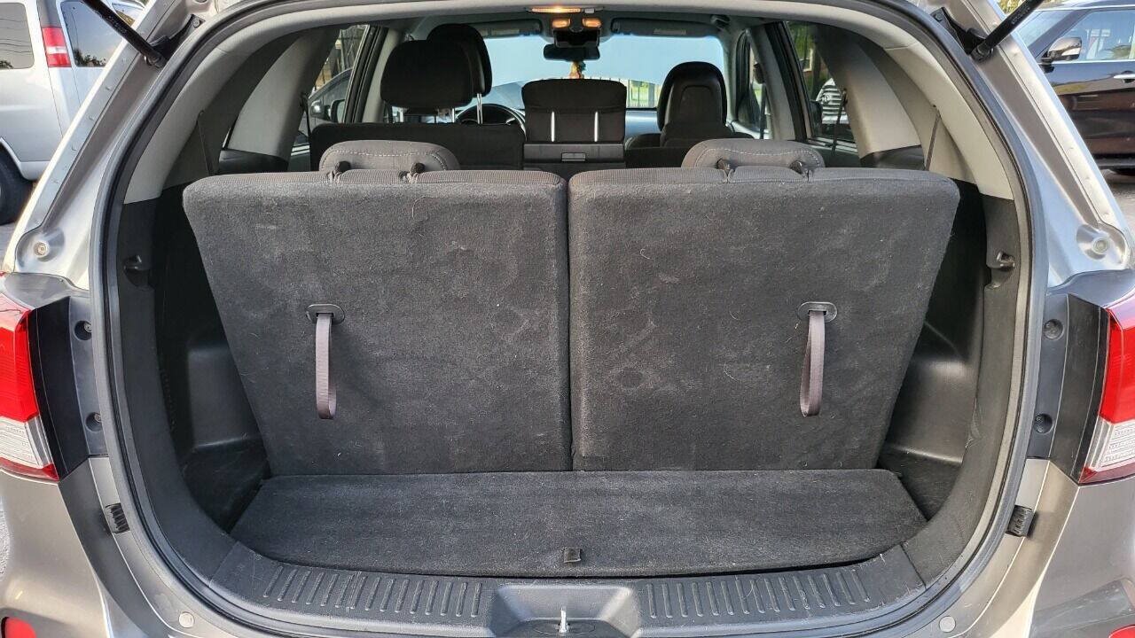 Used 2014 Kia Sorento LX w/ Touring Package (LX) FWD image 28