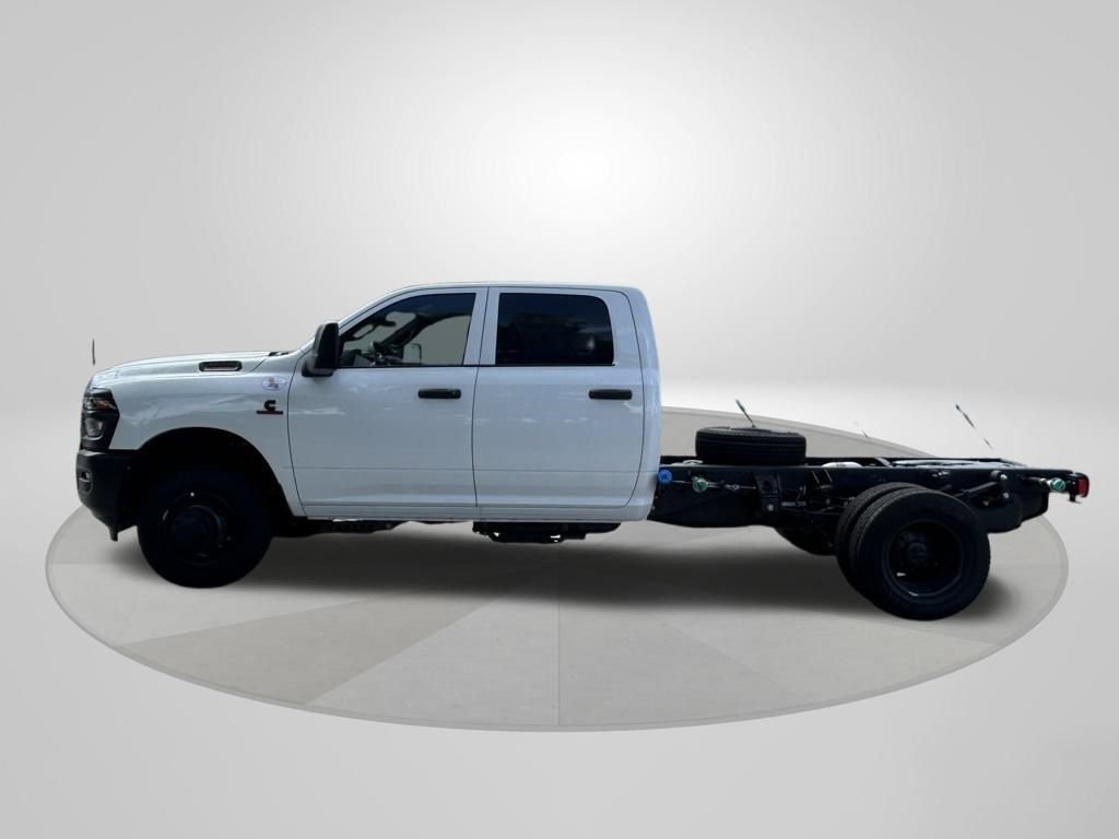New 2025 RAM 3500 Tradesman image 4