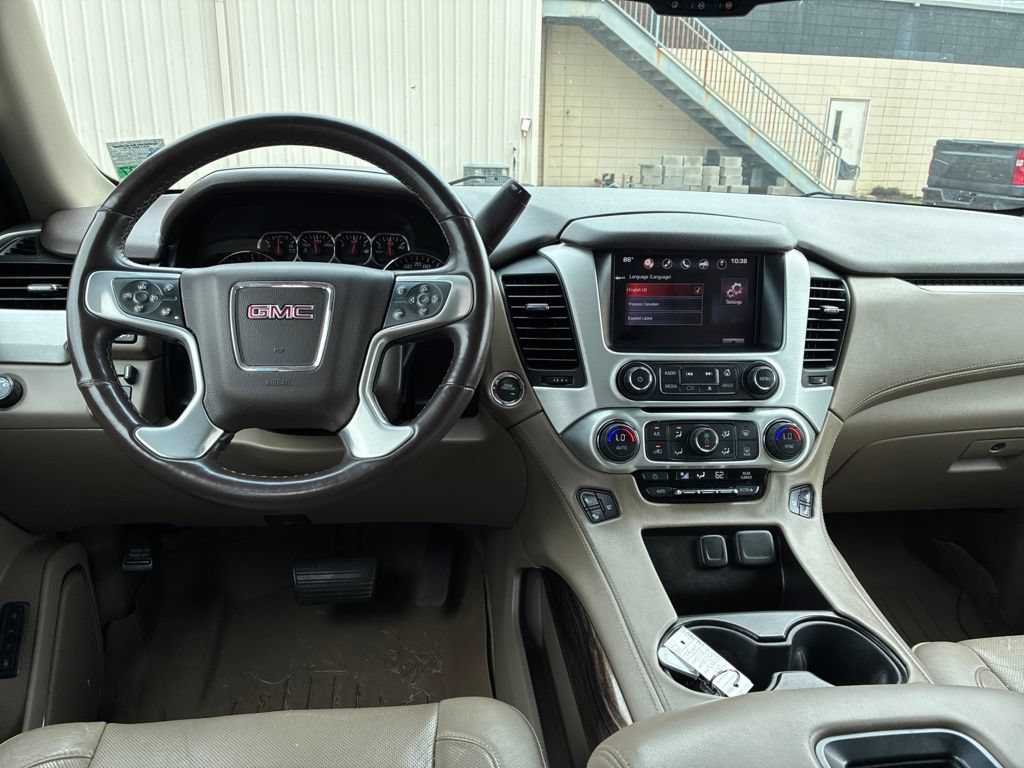 Used 2015 GMC Yukon SLT w/ HD Trailering Package RWD image 16