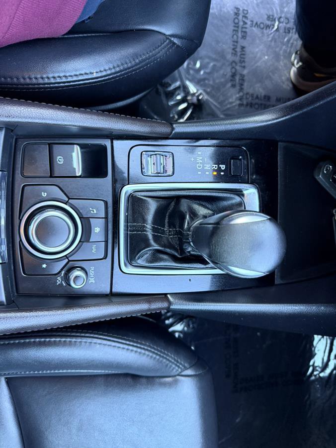 Used 2018 MAZDA MAZDA3 Touring FWD image 28