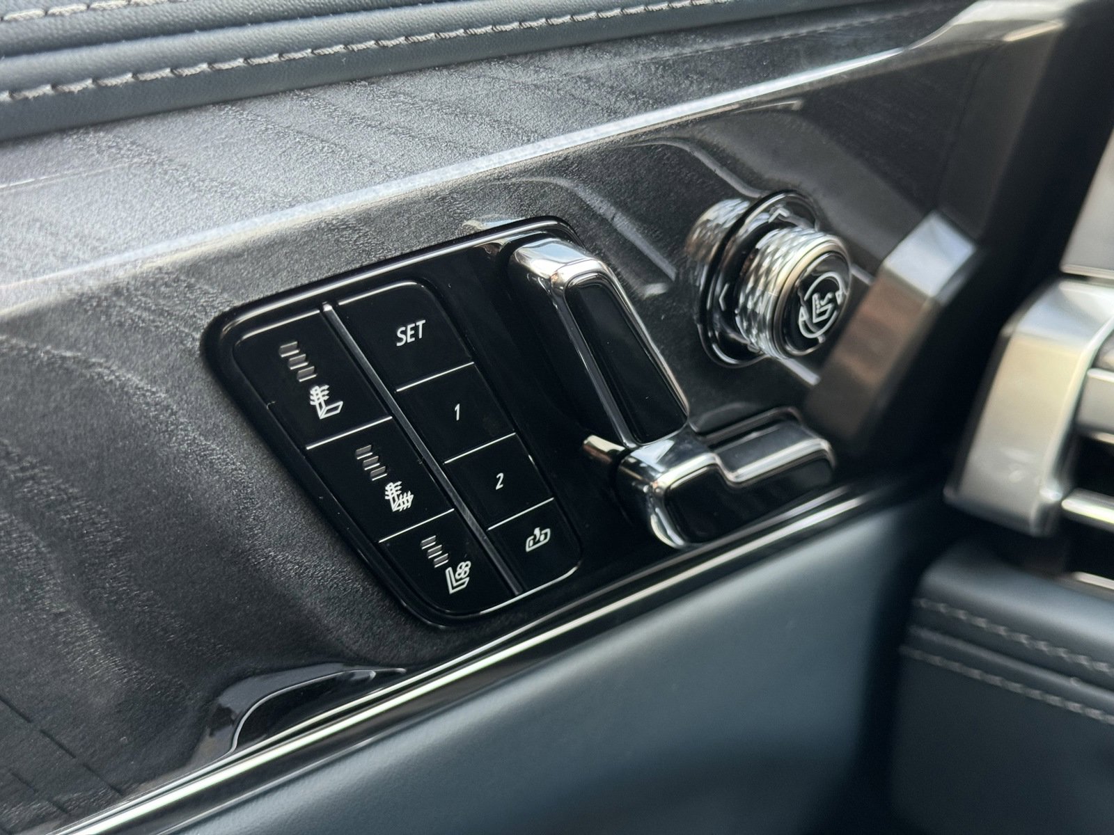 New 2025 Cadillac Escalade IQ Sport 2 image 26