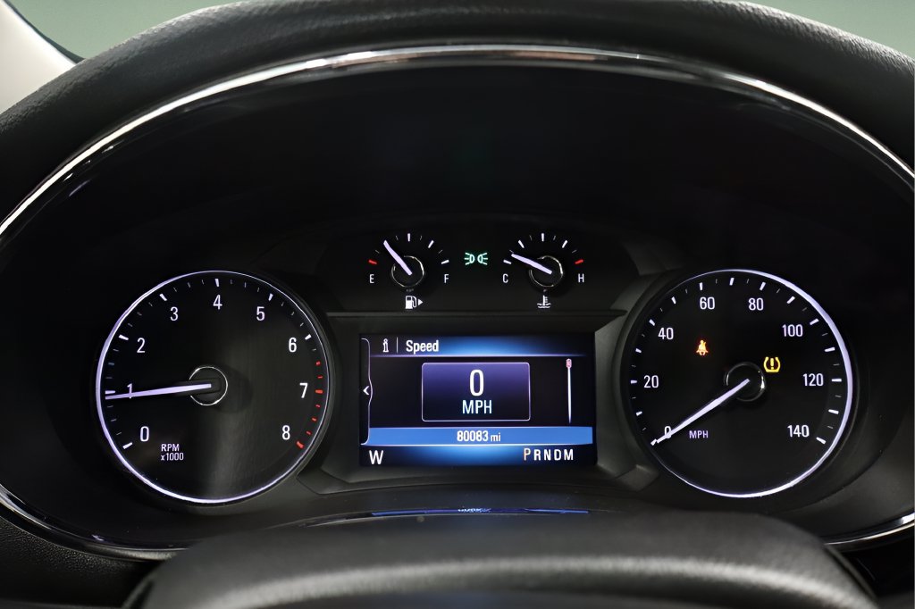 Used 2020 Buick Encore Essence AWD/4WD image 22