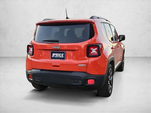 Used 2018 Jeep Renegade Latitude w/ Popular Equipment Group image 3