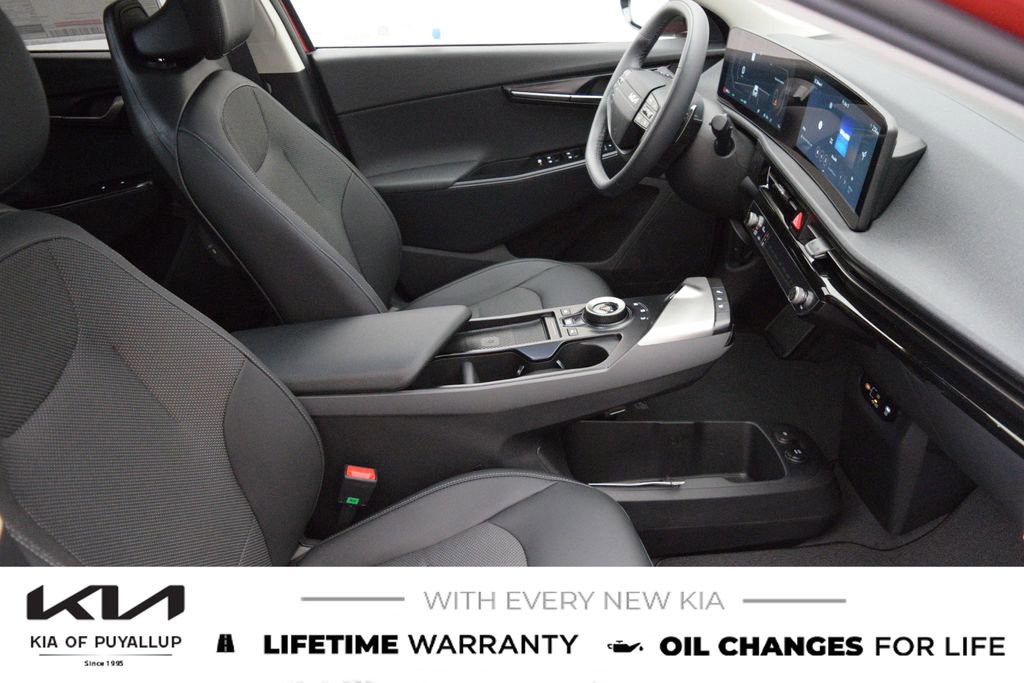 New 2025 Kia EV6 Light image 16