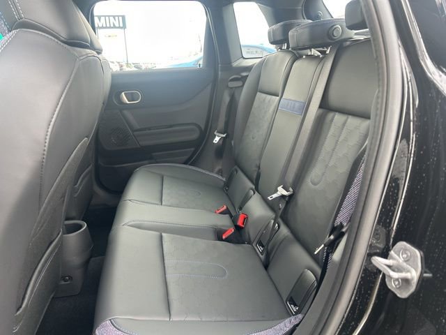 New 2026 MINI Cooper 4-Door Hardtop image 12