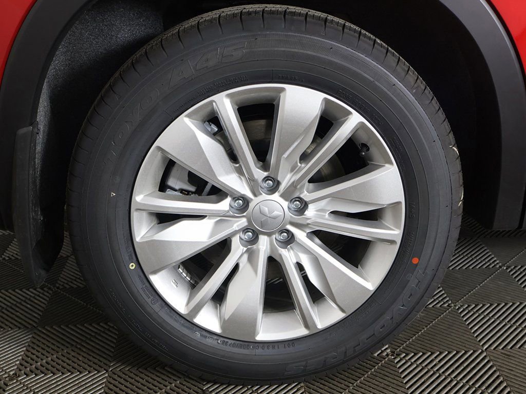 New 2026 Mitsubishi Outlander ES AWD/4WD image 22