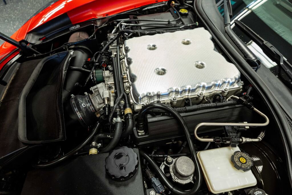 Used 2015 Chevrolet Corvette Z06 w/ 3LZ Preferred Equipment Group image 9