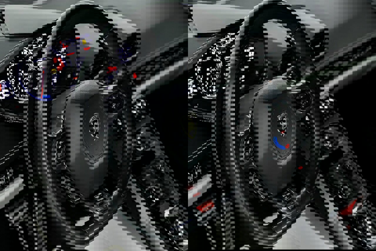 Used 2018 Lamborghini Huracan LP 580-2 image 24