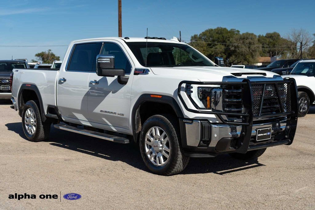 Used 2024 GMC Sierra 2500 SLT w/ SLT Premium Package image 3