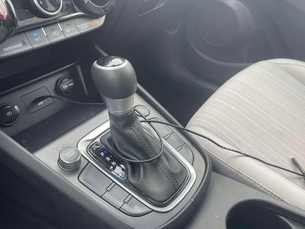 Used 2023 Hyundai Kona SEL image 30