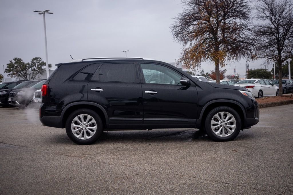 Used 2015 Kia Sorento EX image 4