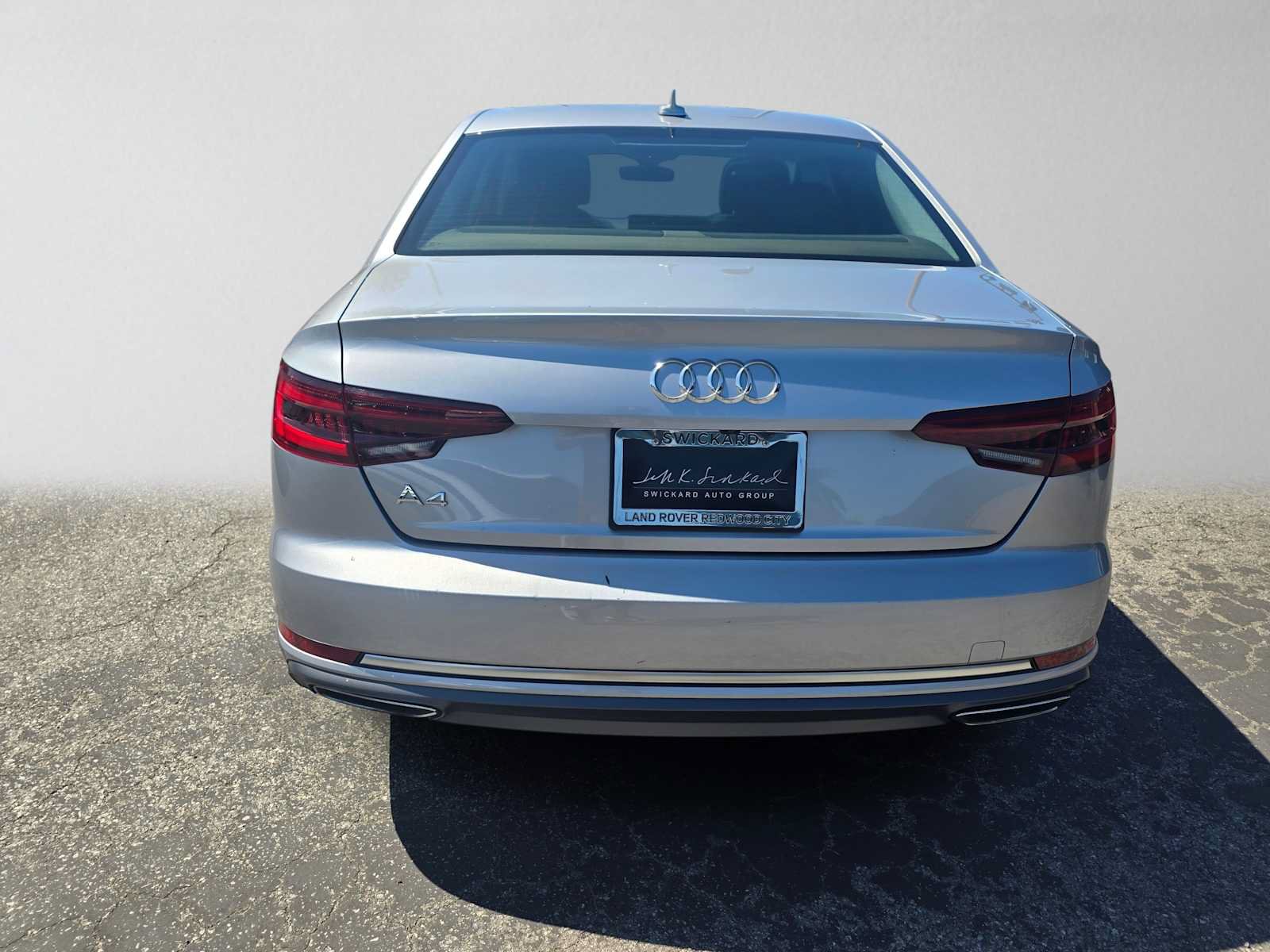Used 2019 Audi A4 2.0T Premium w/ Convenience Package FWD image 4