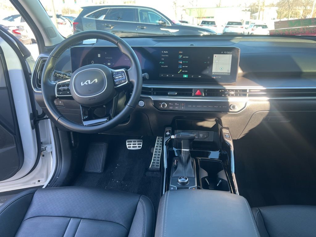 Certified 2024 Kia Sorento SX image 19