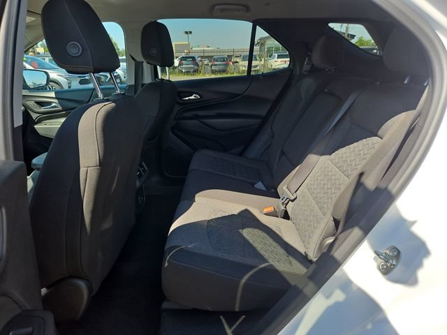 Used 2024 Chevrolet Equinox LT FWD image 24