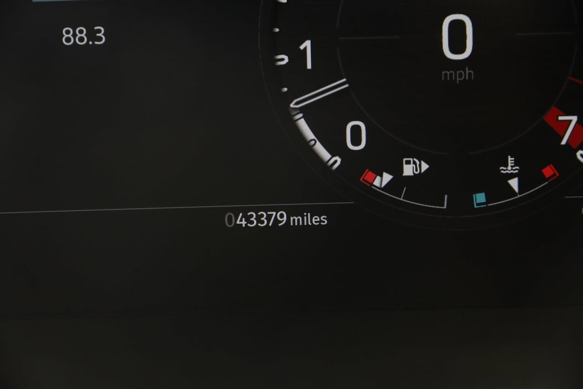 Used 2023 Land Rover Defender 110 V8 AWD/4WD image 37
