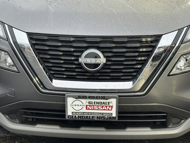 Certified 2022 Nissan Rogue SV w/ SV Premium Package image 8