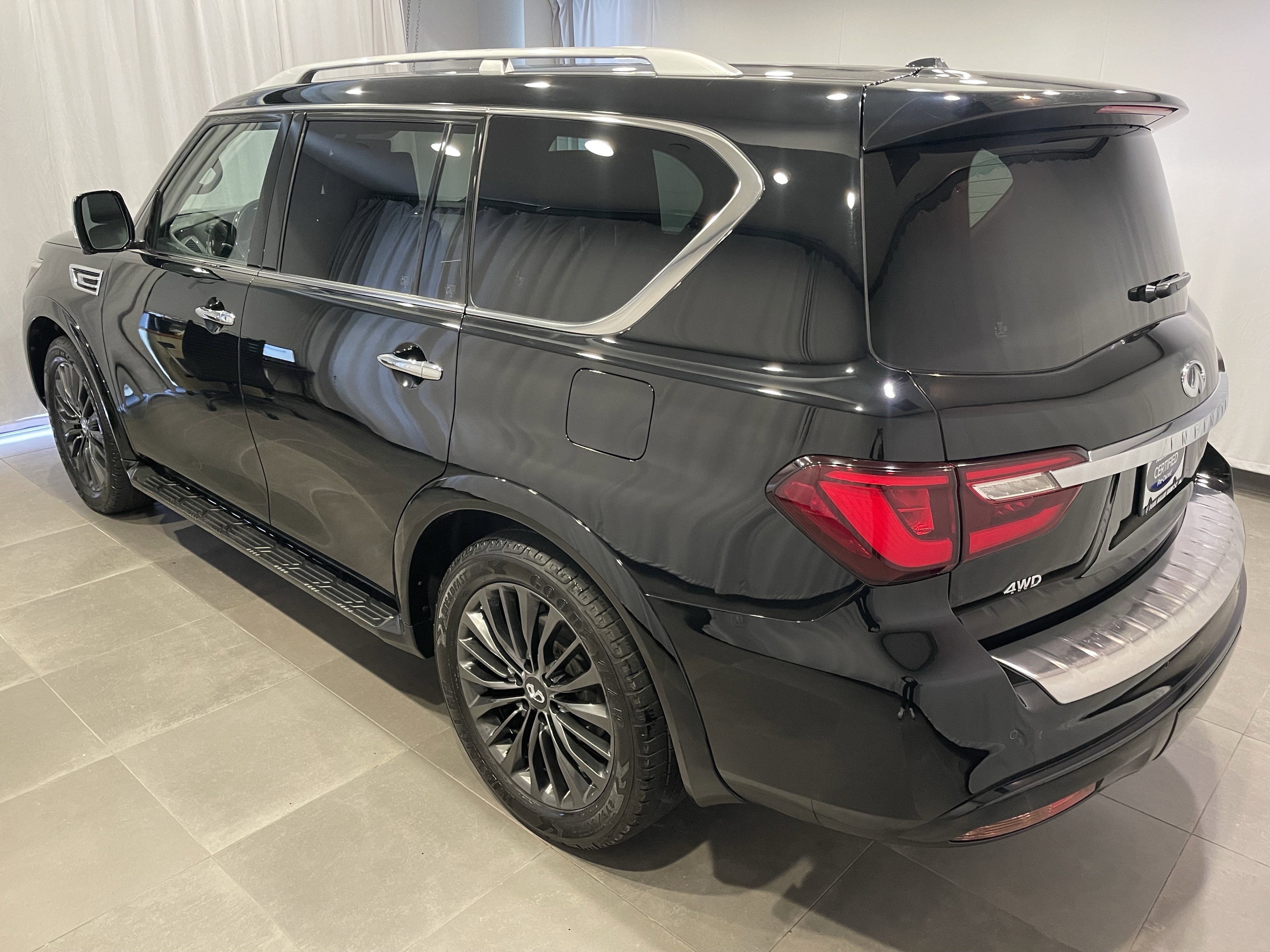 Used 2023 INFINITI QX80 Sensory w/ Cargo Package AWD/4WD image 5