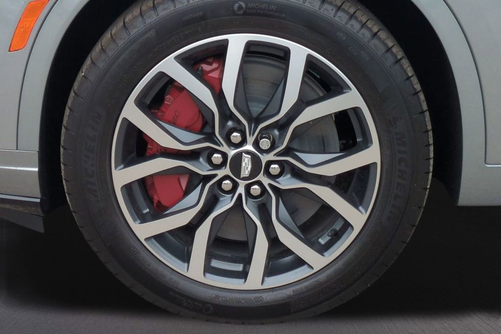 New 2025 Cadillac XT6 Sport AWD/4WD image 14