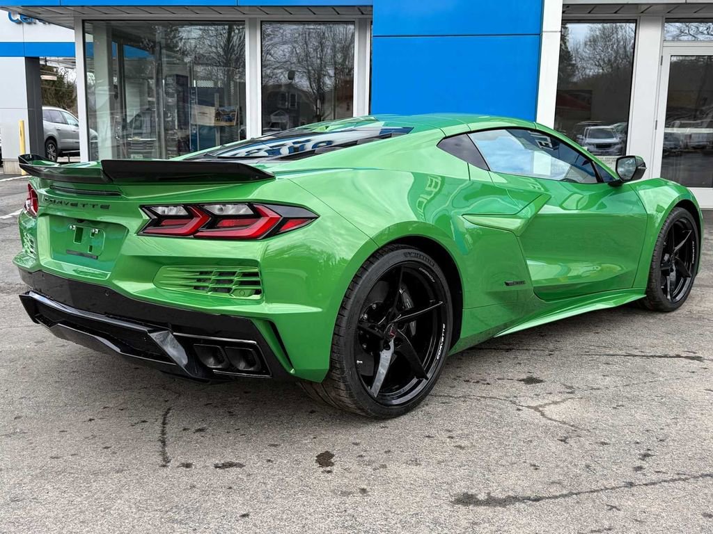New 2026 Chevrolet Corvette E-Ray w/ ZER Performance Package image 5