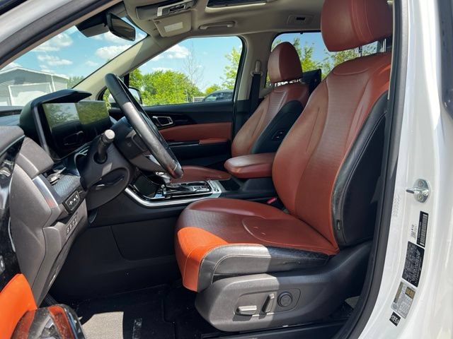 Certified 2022 Kia Carnival SX Prestige FWD image 9