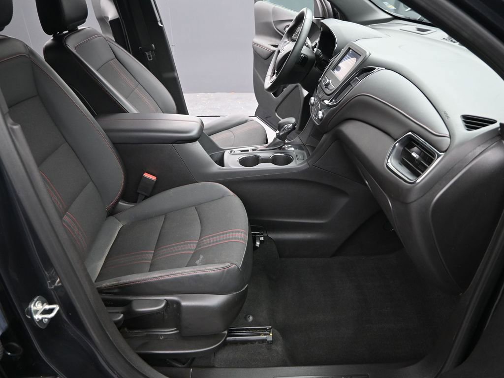 Used 2023 Chevrolet Equinox RS image 22