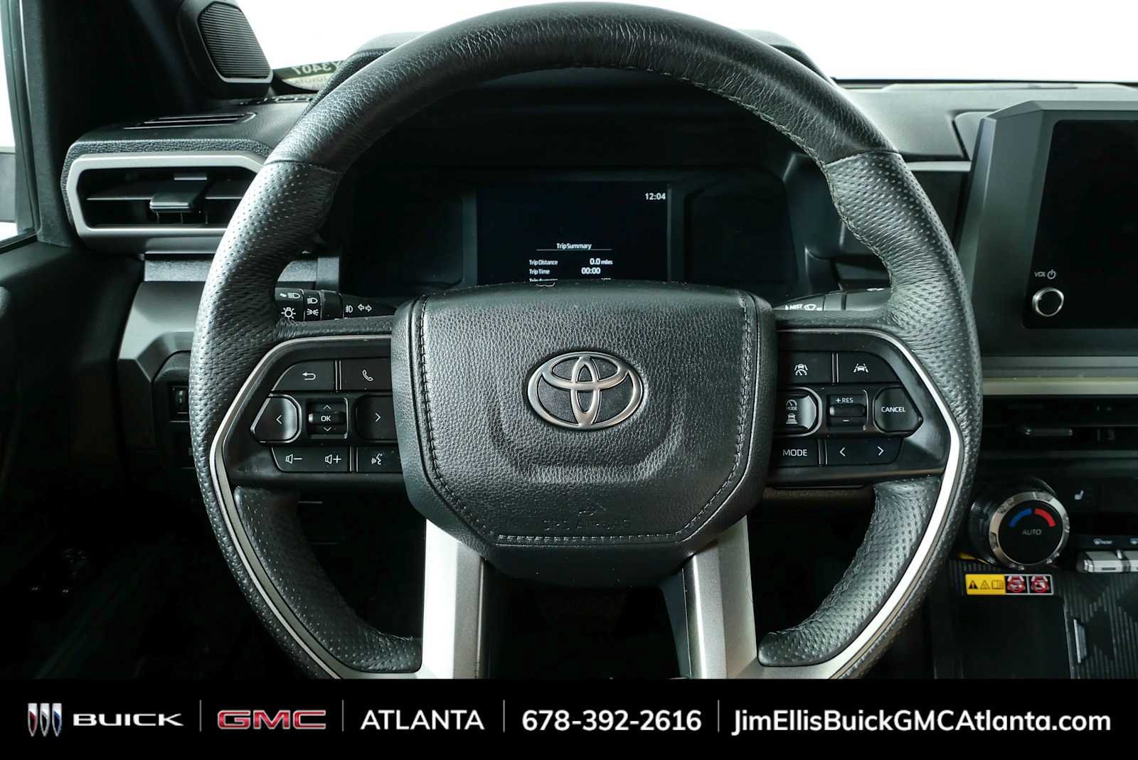 Used 2024 Toyota Tacoma SR5 AWD/4WD image 9