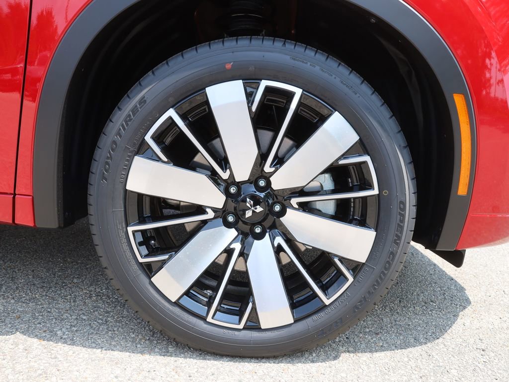 New 2025 Mitsubishi Outlander SEL image 12