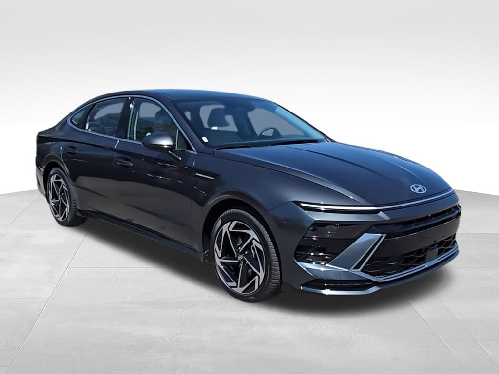 New 2026 Hyundai Sonata SEL FWD image 2