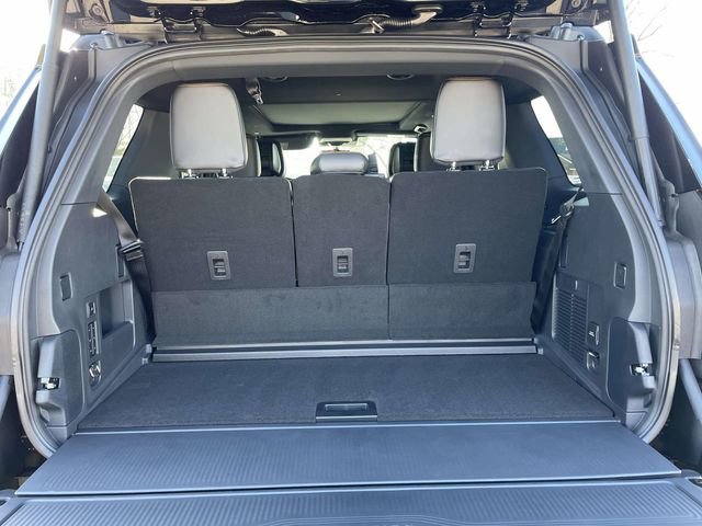 New 2026 Ford Expedition Tremor image 8