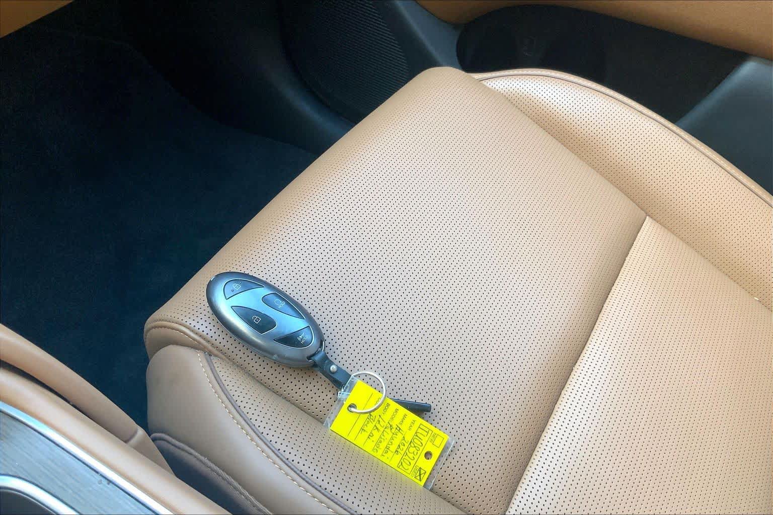 Used 2026 Hyundai Palisade Calligraphy FWD image 14