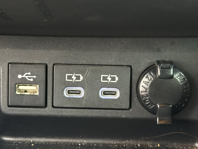Used 2024 Toyota Highlander XSE FWD image 23