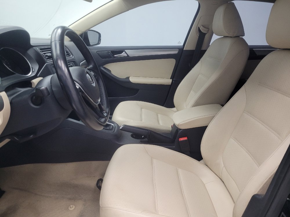 Used 2016 Volkswagen Jetta SE FWD image 17