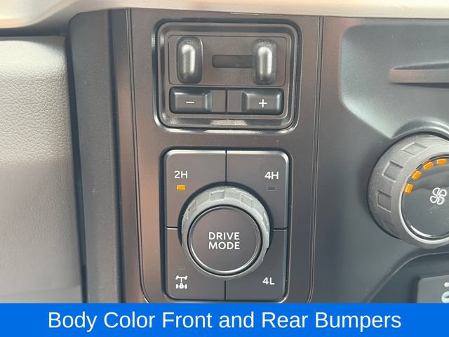Used 2025 Ford F350 XLT w/ Black Appearance Package AWD/4WD image 23