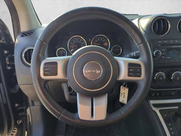 Used 2017 Jeep Compass High Altitude AWD/4WD image 11