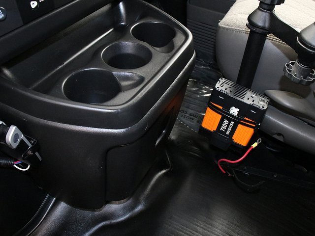 Used 2019 Chevrolet Express 3500 Work Van w/ Driver Convenience Package image 16