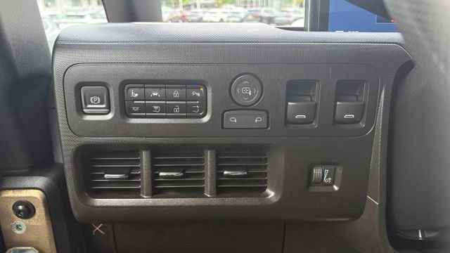 Used 2024 Chevrolet Brightdrop 600 w/ Battery Pack, Max Range AWD/4WD image 20